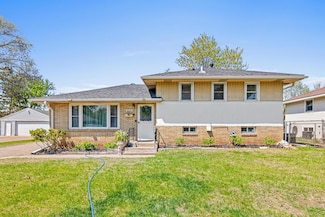 6431 June Ave N, Minneapolis, MN 55429