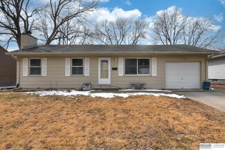 7615 Teal St, La Vista, NE 68128