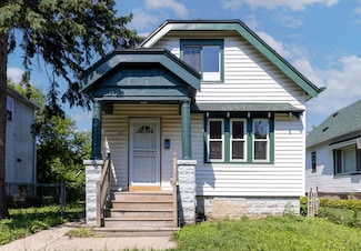 2941 Doctor William Finlayson St, Milwaukee, WI 53212