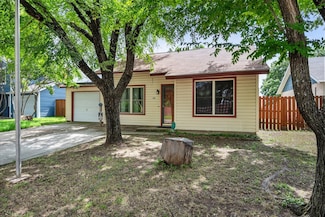 5405 Four Winds Dr, Arlington, TX 76018