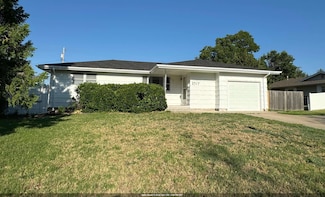 2717 Hillcrest Dr, Hays, KS 67601