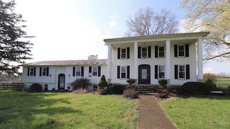 4951 Thomas Rd, Trenton, OH 45067