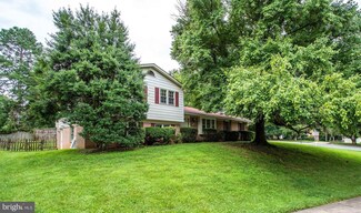 9420 Shouse Dr, Vienna, VA 22182