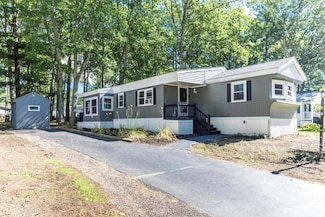 709 Nottingham Dr, Exeter, NH 03833