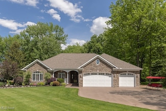 2157 Walter Rd, Westlake, OH 44145