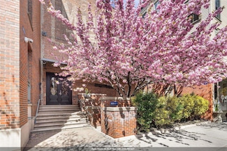 222 Montgomery St Unit 3K, Jersey City, NJ 07302