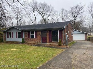 7716 Rochelle Rd, Louisville, KY 40228
