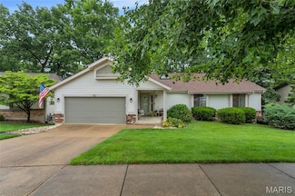 62 Majestic Ct, Fenton, MO 63026