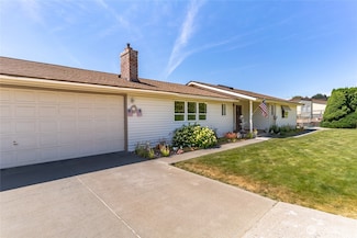 695 S Lyle Ave, East Wenatchee, WA 98802