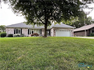 1781 Valley Way Dr, Toledo, OH 43614