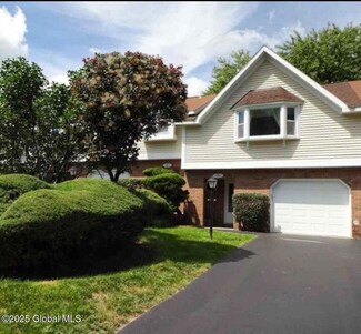 4014 Chaucer Place, Slingerlands, NY 12159