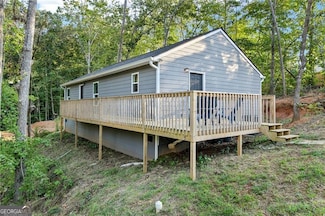 3662 Lakeview Dr, Gainesville, GA 30501