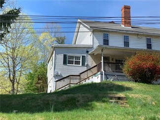 1044 Hurl Ln, Pittsburgh, PA 15236