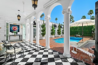 1106 S Driftwood Dr, Palm Springs, CA 92264