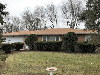 160 W Dixie Hwy, Saint Anne, IL 60964
