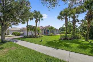 9081 SE La Creek Ct, Hobe Sound, FL 33455