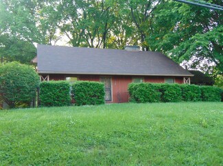 206 W Center St, Munfordville, KY 42765