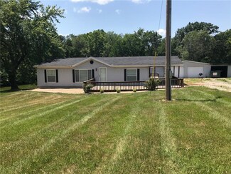 732 NE Mm Hwy, Knob Noster, MO 65336