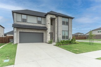 10525 Potawatomi Ln, Fort Worth, TX 76179
