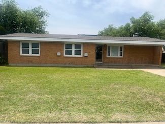 1902 Rogers St, Amarillo, TX 79106
