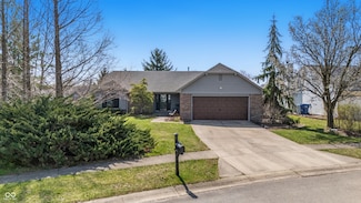 12205 Whitebark Dr, Indianapolis, IN 46236