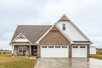 6051 W David Wayne Dr, New Palestine, IN 46163