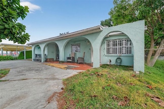 6207 Blossom Ave, Tampa, FL 33614