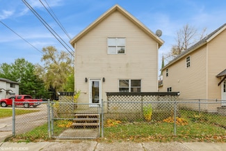 912 Market St, Saint Joseph, MI 49085