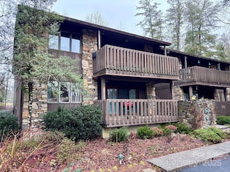 65 Maxine Ln Unit 105, Hendersonville, NC 28739