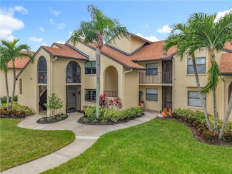 8445 Charter Club Cir Unit 8, Fort Myers, FL 33919