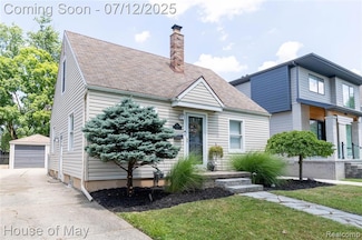 1943 Hazel St, Birmingham, MI 48009