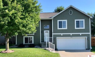 16387 Butler Ave, Omaha, NE 68116