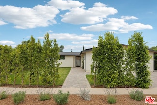 6731 Delco Ave, Winnetka, CA 91306