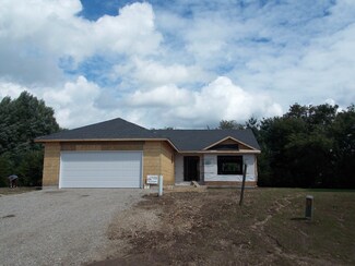 1057 Heritage Ct, Hebron, IL 60034