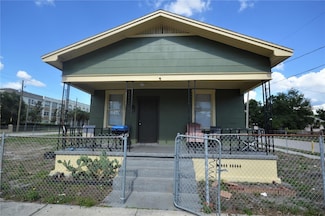 3009 N 13th St, Tampa, FL 33605