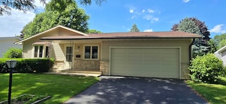 5326 Knightsbridge Rd, Madison, WI 53714