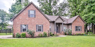 511 Rustling Oaks Cove, Marion, AR 72364