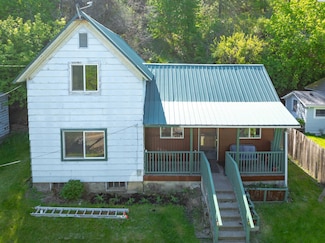 806 N Park St, Colfax, WA 99111
