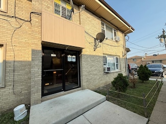 137 W Grand Ave Unit 12C, Northlake, IL 60164