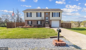 170 Ford Cir, Inwood, WV 25428