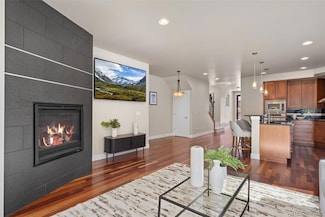 2053 Meade St, Denver, CO 80211