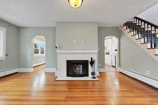 27 Revere St, Milton, MA 02186