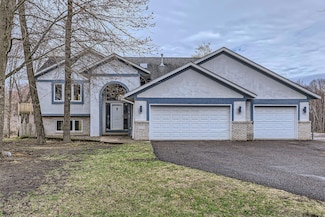20826 Austin St NE, Cedar, MN 55011