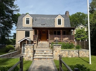 80 Populatic St, Franklin, MA 02038