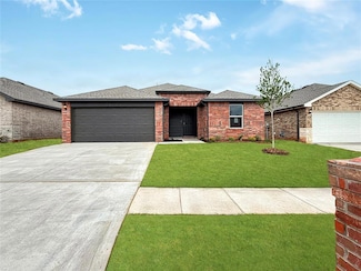12521 NW 140th St, Yukon, OK 73099