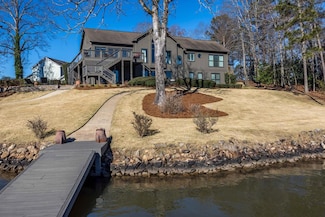 302 Odom Dr, Hamilton, GA 31811