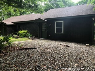 522 Old West Hopkinton Rd, Henniker, NH 03242