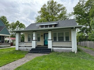 1388 Brookline Rd, Cleveland, OH 44121