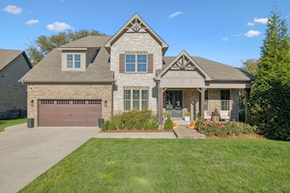 2734 Paddock Park Dr, Thompson's Station, TN 37179