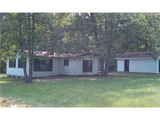 1504 E County Road 925 S, Cloverdale, IN 46120
